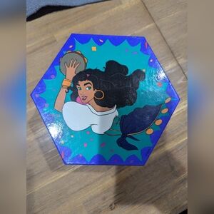 Hexagonal Esmeralda Stationary Box